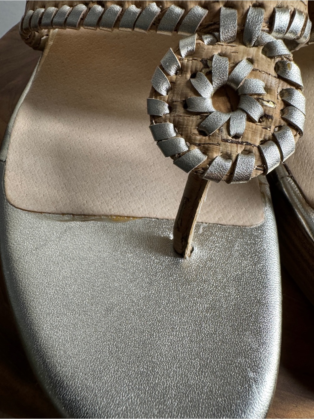Jack Rogers Women's Jacks Mid Wedge-Stacked Metallic Cork Sandals 9M - Picture 10 of 13